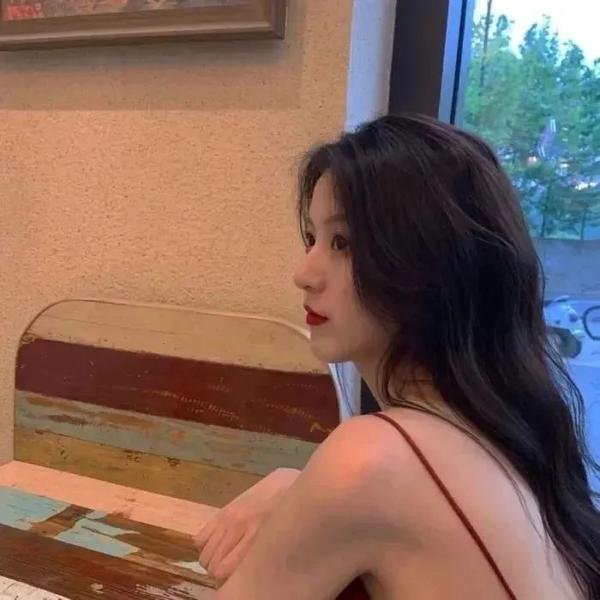 沦落风尘一妇人