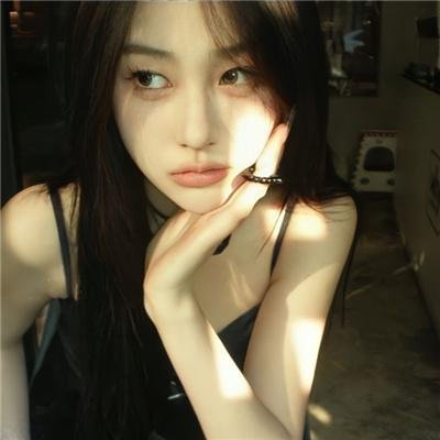 裸女行尸